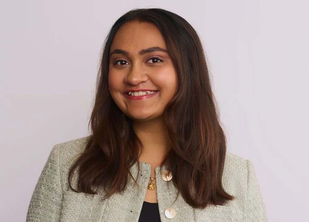 Kadambari Prabakar, Bates White Photo