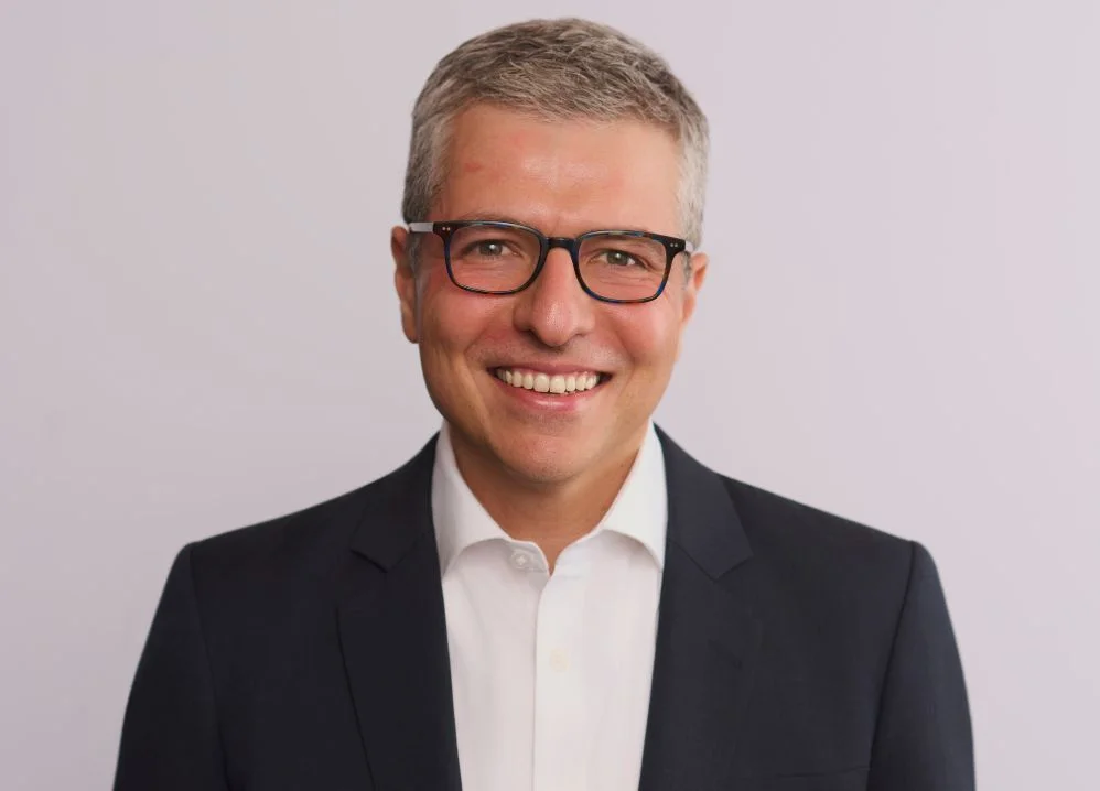 Ilan Guedj, Bates White Photo