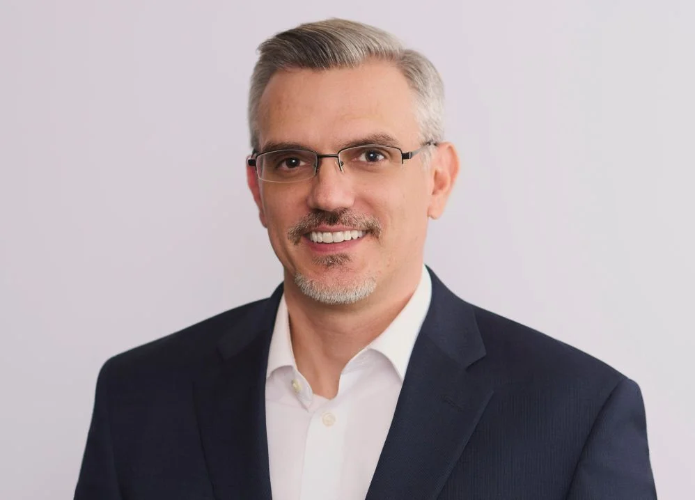 Kevin Pflum, Bates White Photo