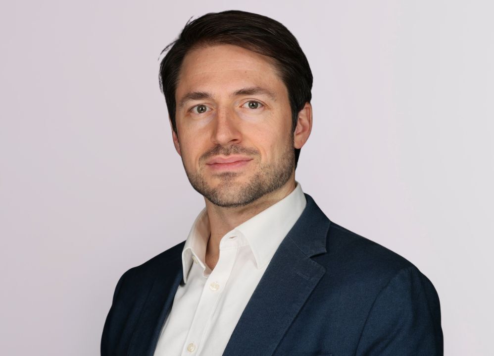 Alexander MacKay, Bates White Photo